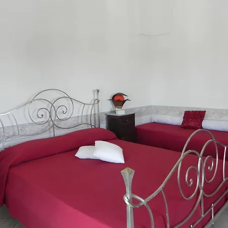 Casal Duca 3* تالسانو